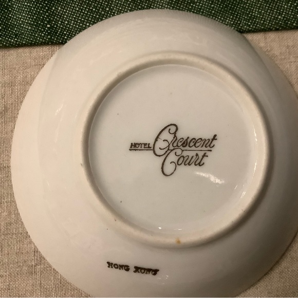 Crescent Court Hotel Made in Hong Kong Dish - Picture 11 of 13